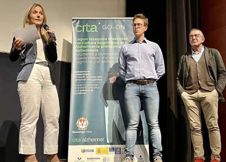 El martes 28 de junio, los neurólogos de CITA-alzhéimer impartieron dos charlas informativas en Beasain, para promover el envejecimiento activo y saludable, mediante el proyecto CITA Go-On